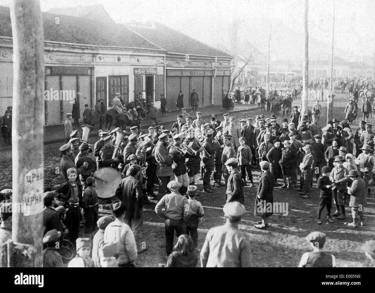 Militare bulgara in concerto a Leskovac, 1915 Foto Stock