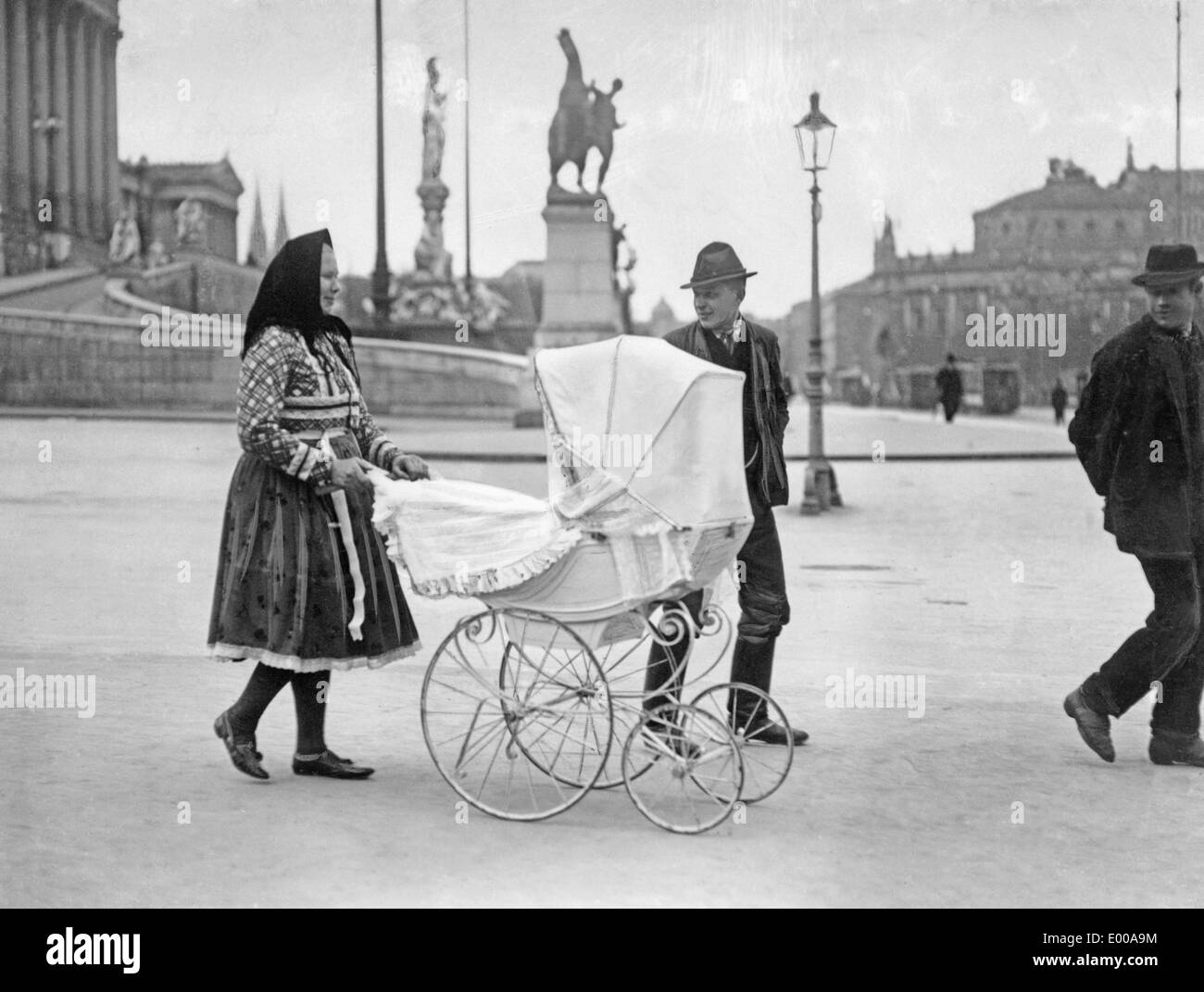 Nanny a Vienna durante l'epoca imperiale Foto Stock