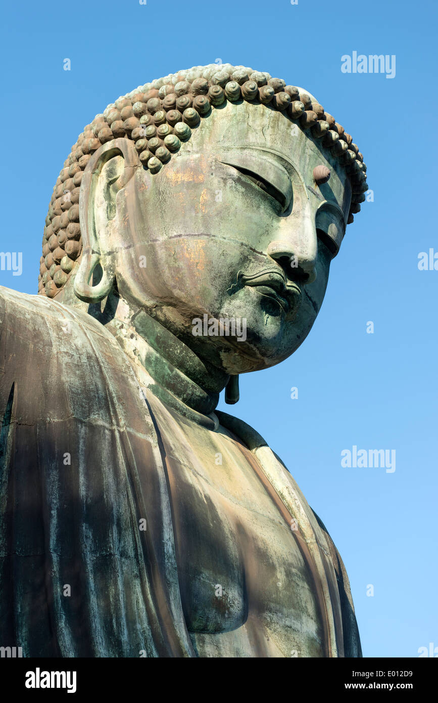 Il grande Buddha di Kamakura in Kōtoku-nel tempio di Kamakura, nella prefettura di Kanagawa, Giappone. Foto Stock