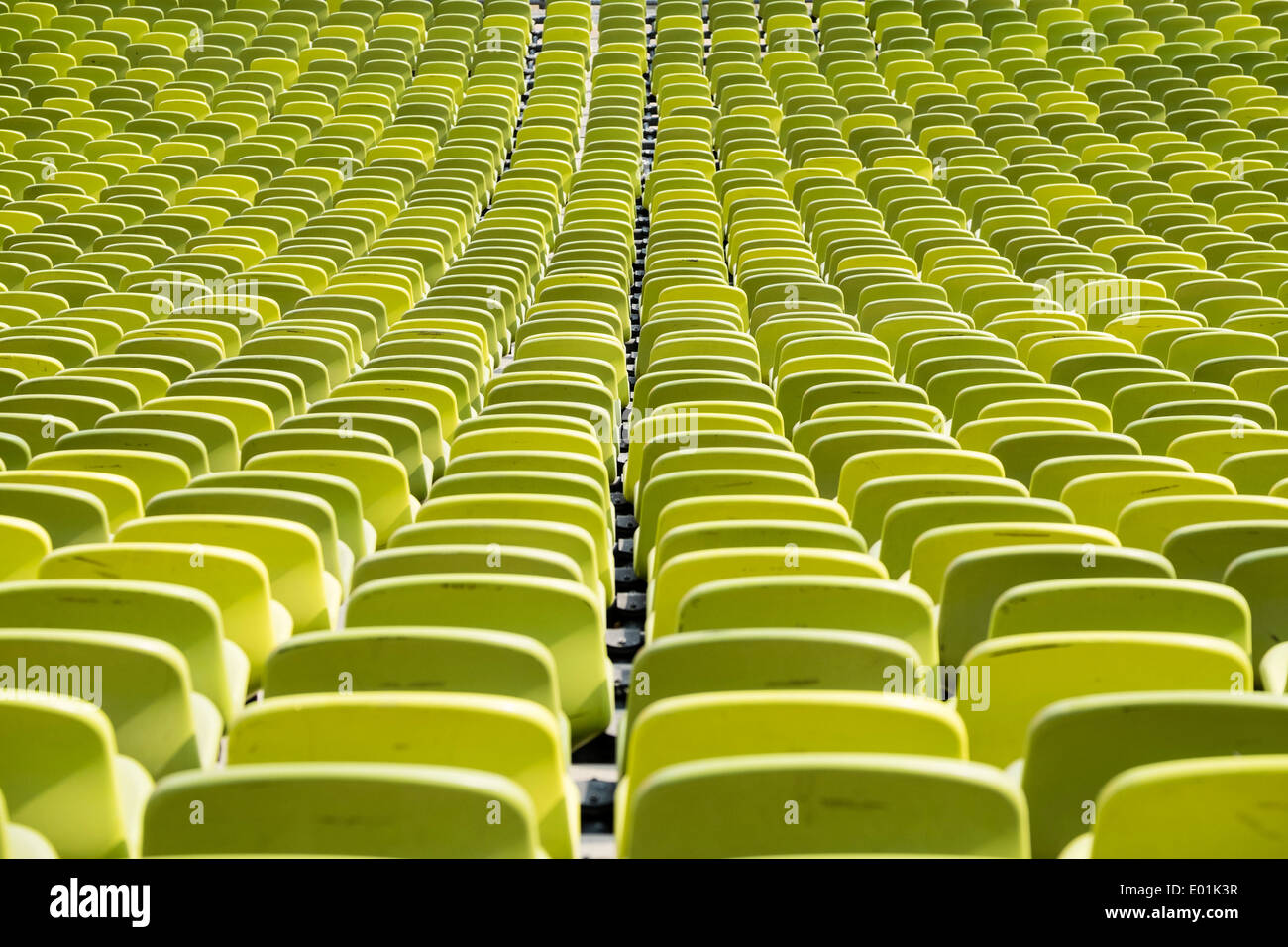 Dettaglio delle sedi vuote allo Stadio Olimpico di Monaco di Baviera Germania Foto Stock