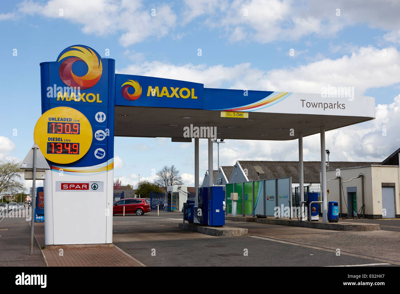 Maxol autocarro merci stazione automatica di servizio Irlanda del Nord Foto Stock