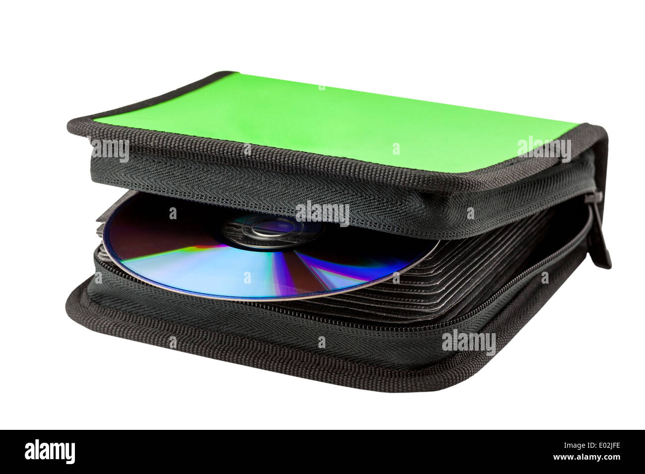 Custodia per CD con un compact disc isolati su sfondo bianco Foto Stock