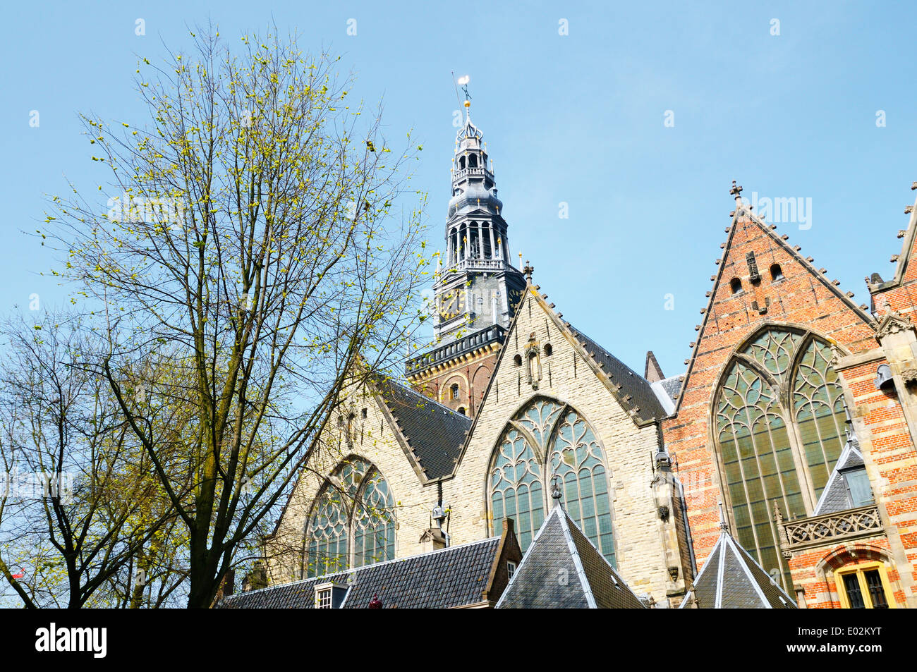 Oude Kerk (Vecchia chiesa), Amsterdam, Paesi Bassi Foto Stock