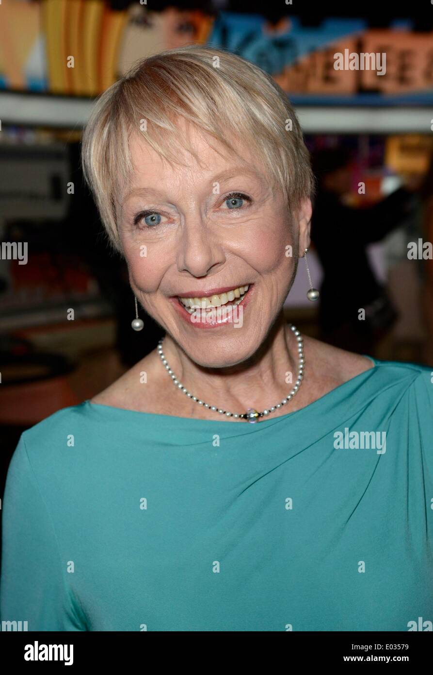 New York, NY, STATI UNITI D'AMERICA. 30 apr 2014. Karen Grassle al talk show apparizione per la piccola casa nella prateria Cast Reunion presso la NBC Today Show, Rockefeller Plaza di New York, NY Aprile 30, 2014. Credito: Derek Storm/Everett raccolta/Alamy Live News Foto Stock