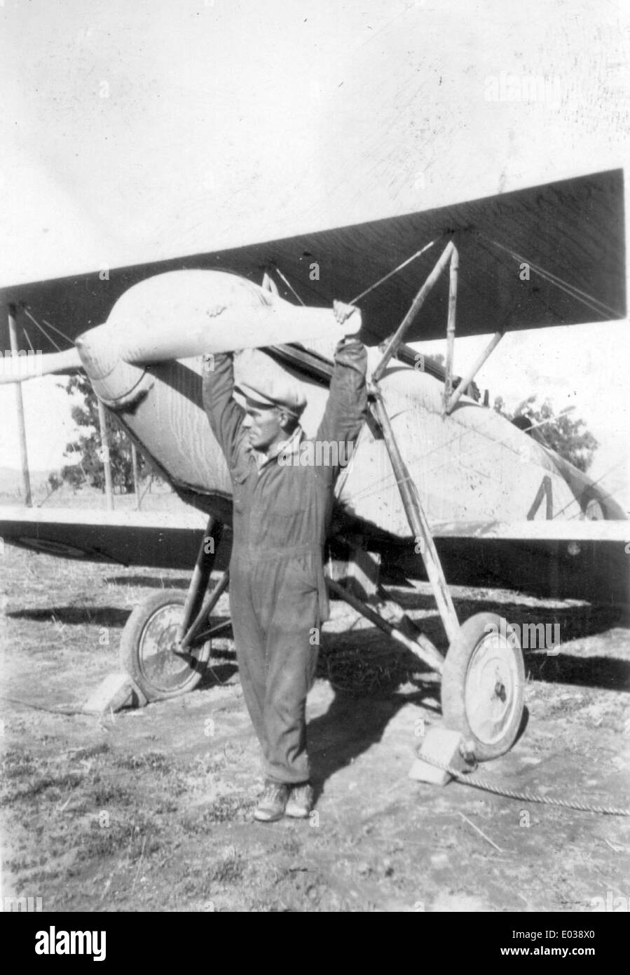 Fred Osborne era noto per il suo lavoro con il Waco Aircraft, in particolare il Waco 95. I suoi contributi all'aviazione sono ben considerati, e il suo lavoro con questo particolare modello ha contribuito a plasmare la storia della progettazione e dello sviluppo degli aerei americani. Foto Stock