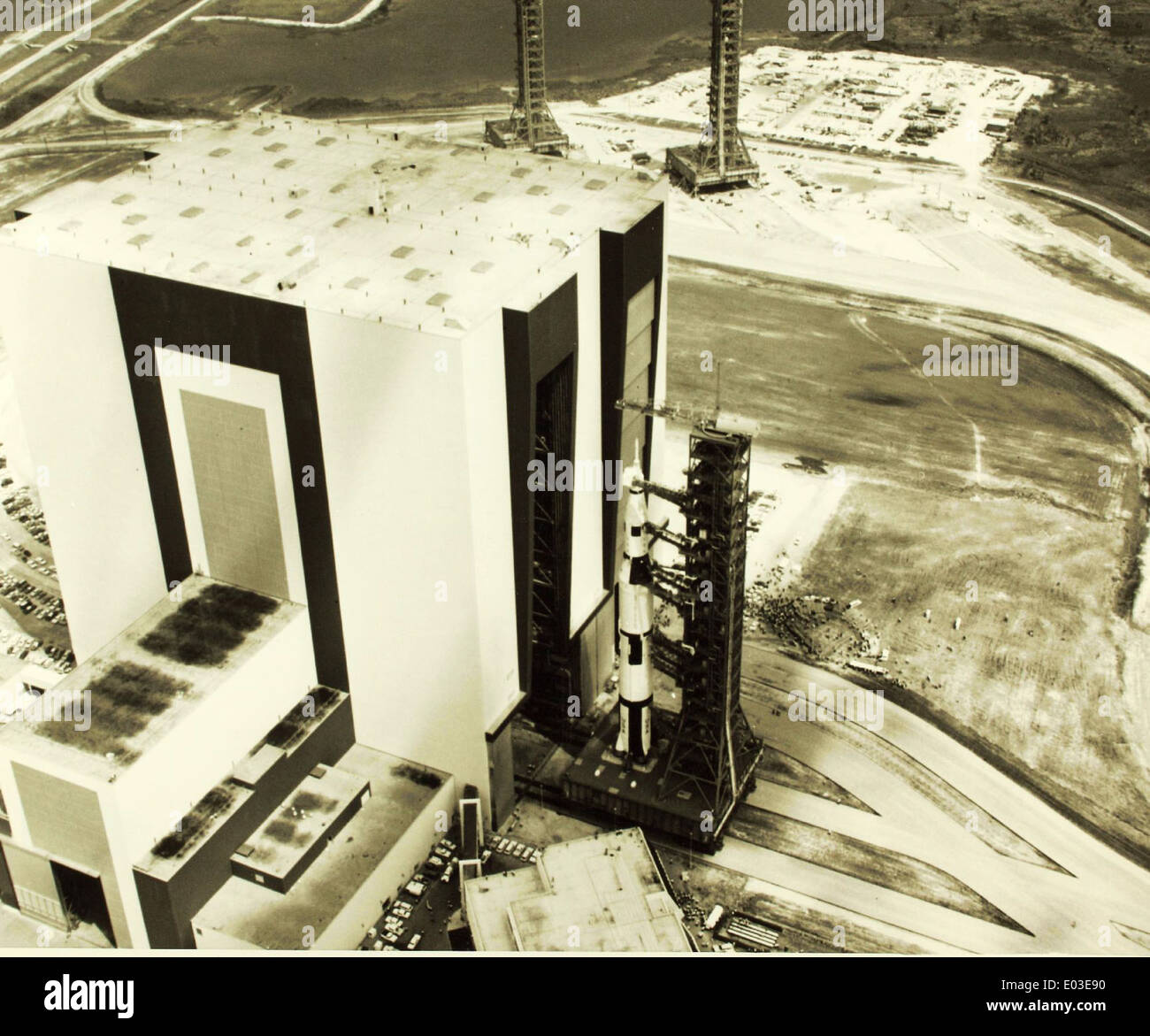 Il razzo Saturn SA-5 faceva parte del programma di test della NASA per le missioni Apollo. Questa foto mette in evidenza il design elegante del modello SA-5, che è stato fondamentale per far progredire la tecnologia di esplorazione spaziale negli anni '1960 Foto Stock