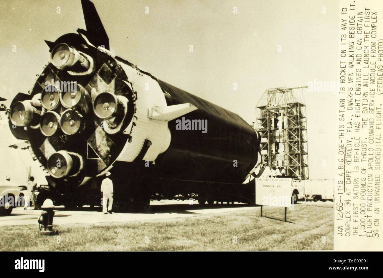 Il razzo Saturn B faceva parte dell'ambizioso programma di esplorazione spaziale della NASA. Progettato come precursore del più potente Saturn V, è stato utilizzato per lanciare missioni che hanno contribuito in modo significativo al programma spaziale Apollo. Foto Stock Il razzo Saturn B faceva parte dell'ambizioso programma di esplorazione spaziale della NASA. Progettato come precursore del più potente Saturn V, è stato utilizzato per lanciare missioni che hanno contribuito in modo significativo al programma spaziale Apollo. Foto Stock
