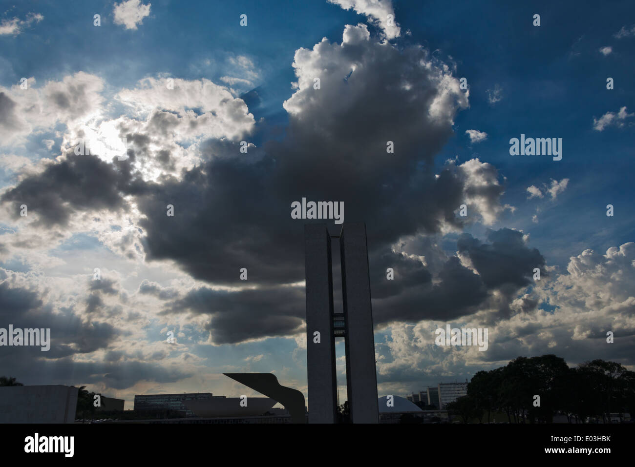 Il Parlamento ufficio torre nel Congresso Nazionale complesso progettato dall architetto Oscar Niemeyer, Brasilia, del Distretto Federale, Brasile Foto Stock