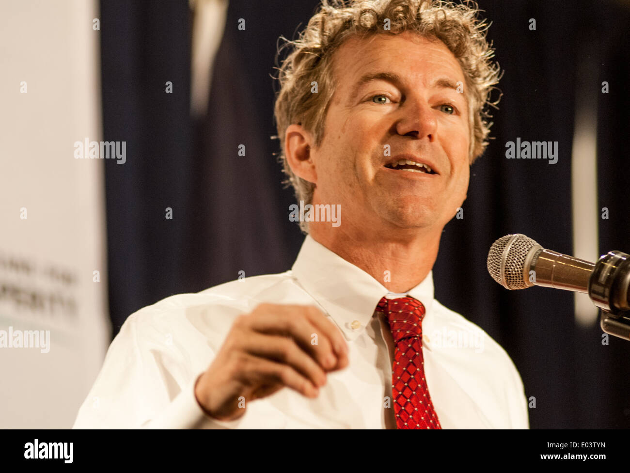 Stati Uniti Il senatore Rand Paul, il Repubblicano del Kentucky, parla di Manchester, New Hampshire, il 12 aprile 2014. Foto Stock