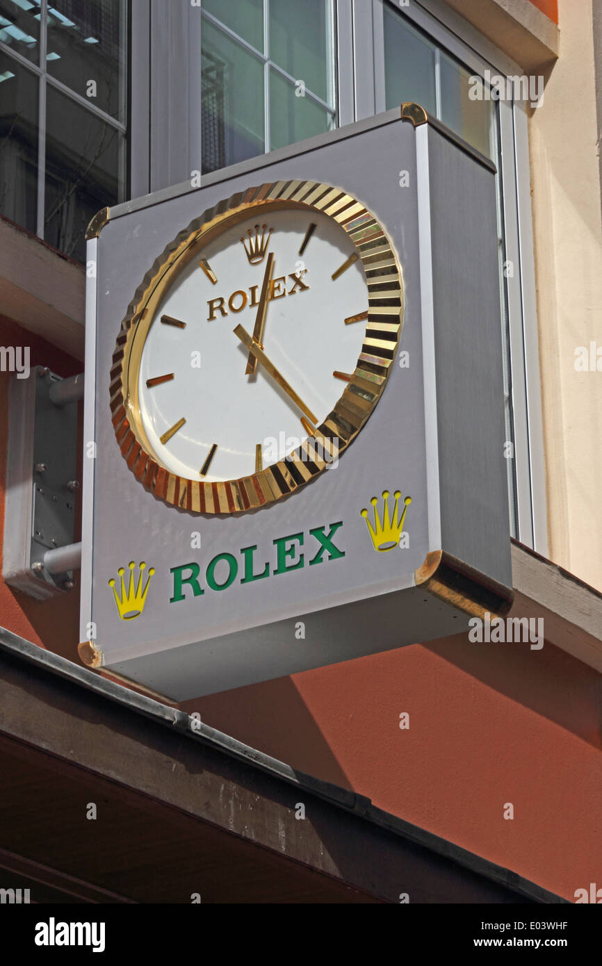 Orologio Rolex facente parte del segno su una gioielleria, Gibilterra Foto Stock