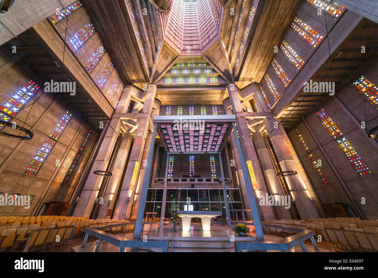 San Giuseppe Chiesa, Le Havre, è una chiesa cattolica romana a Le Havre, Francia. Foto Stock