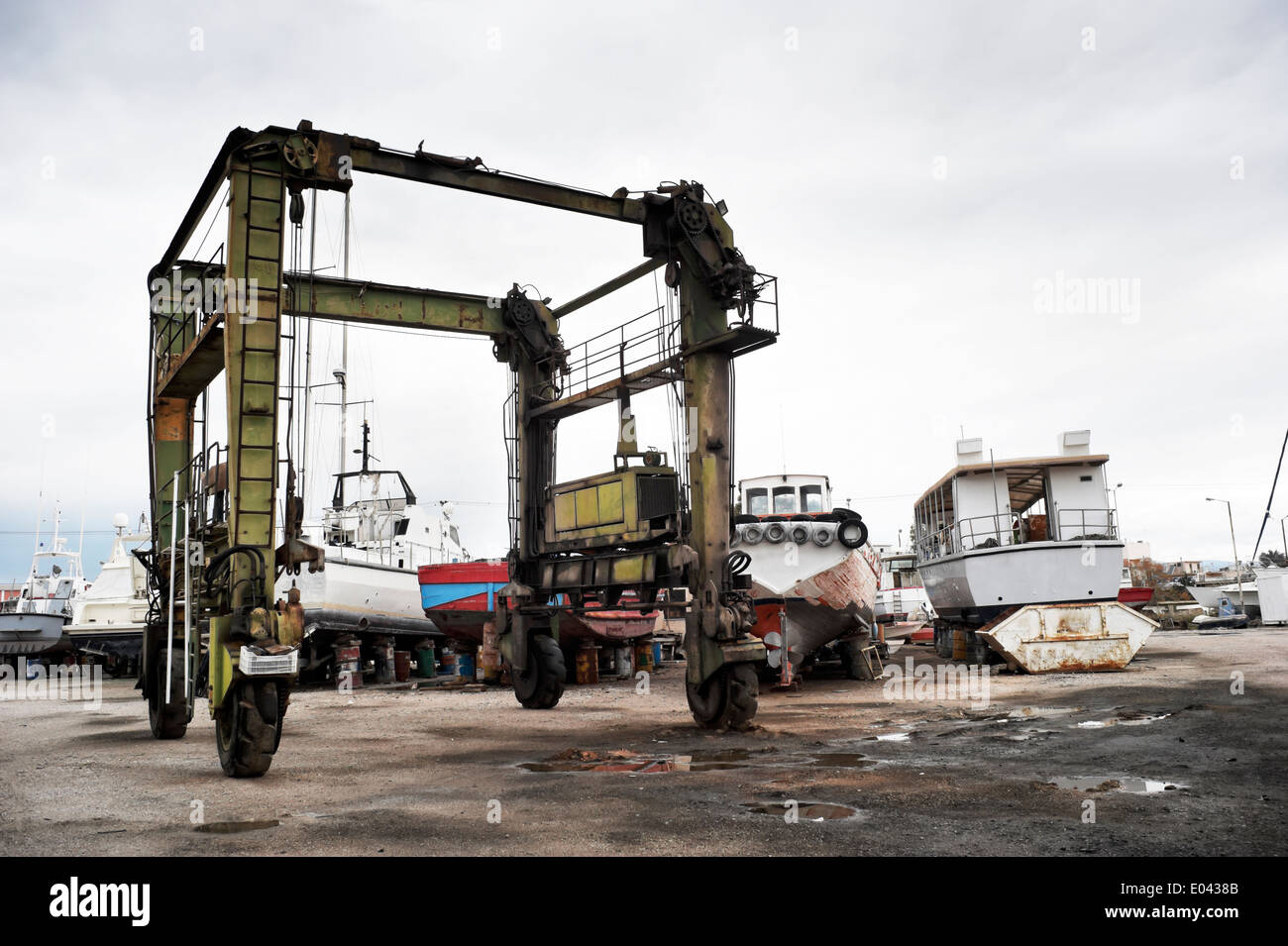 Gru per la manutenzione di yacht Foto Stock