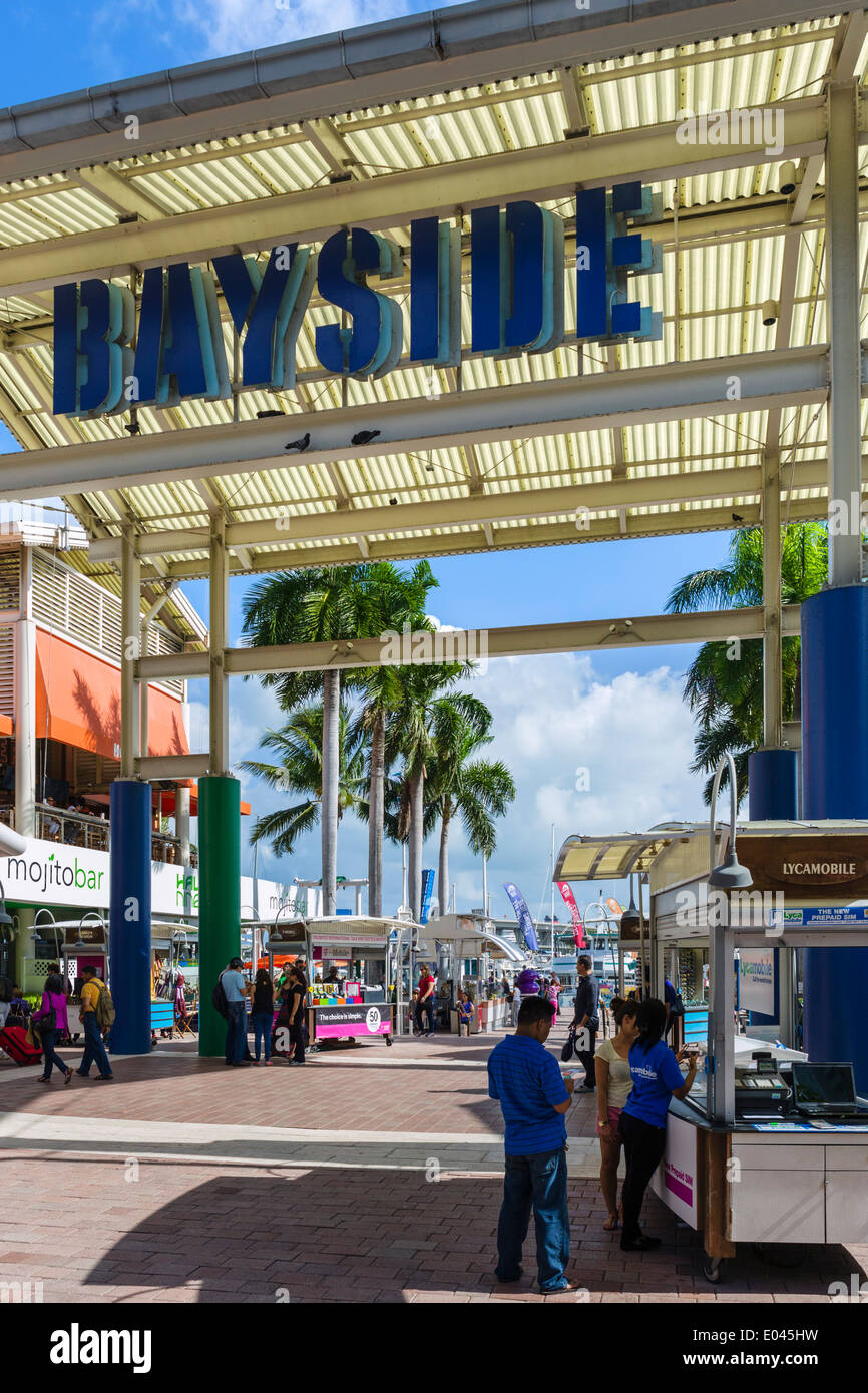 Ingresso al Bayside Marketplace in downtown Miami, Florida, Stati Uniti d'America Foto Stock