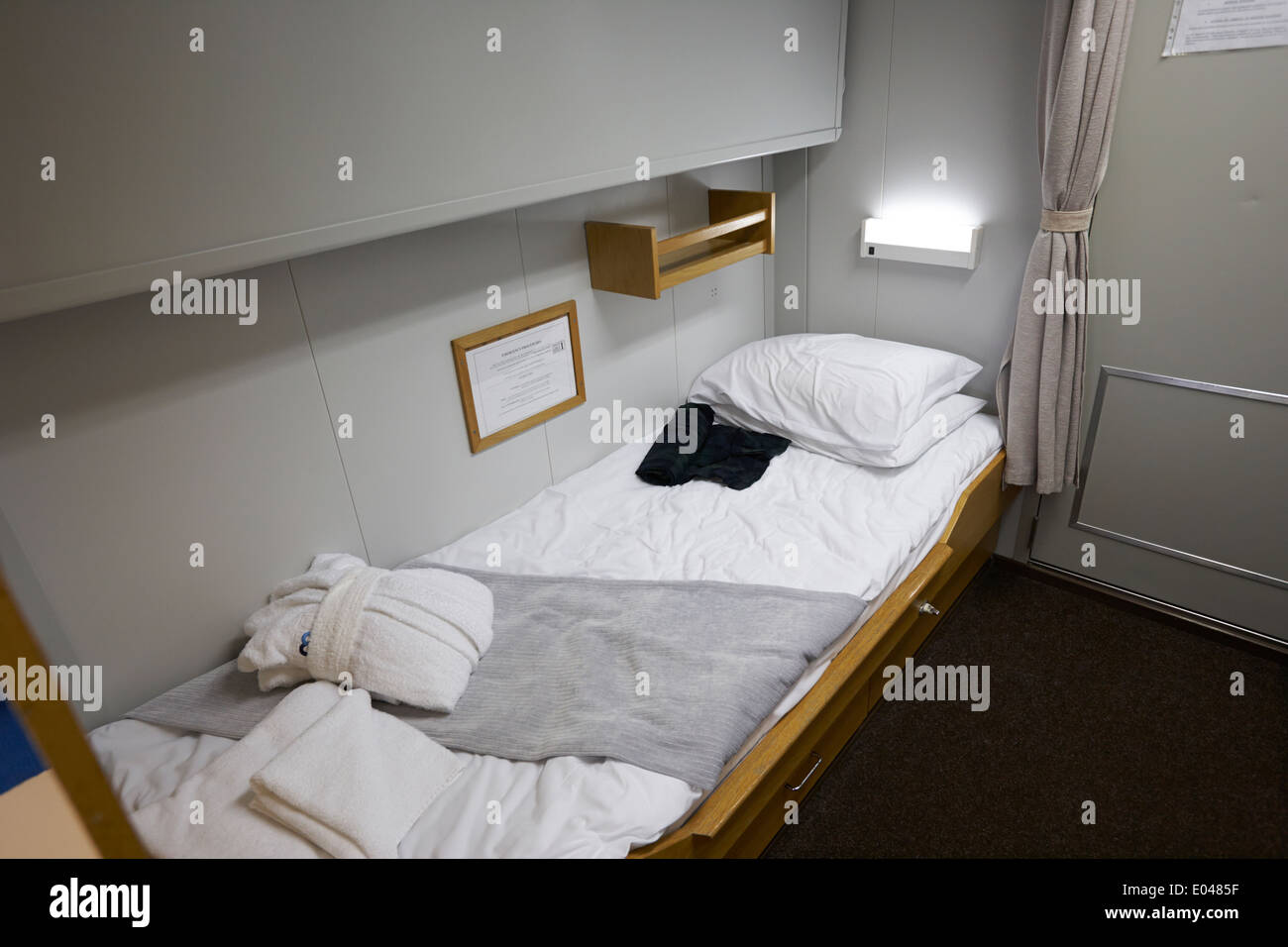 Letto a castello in cabina a bordo della academik sergey vavilov ricerca e Expedition nave sulla rotta verso l'antartide Foto Stock