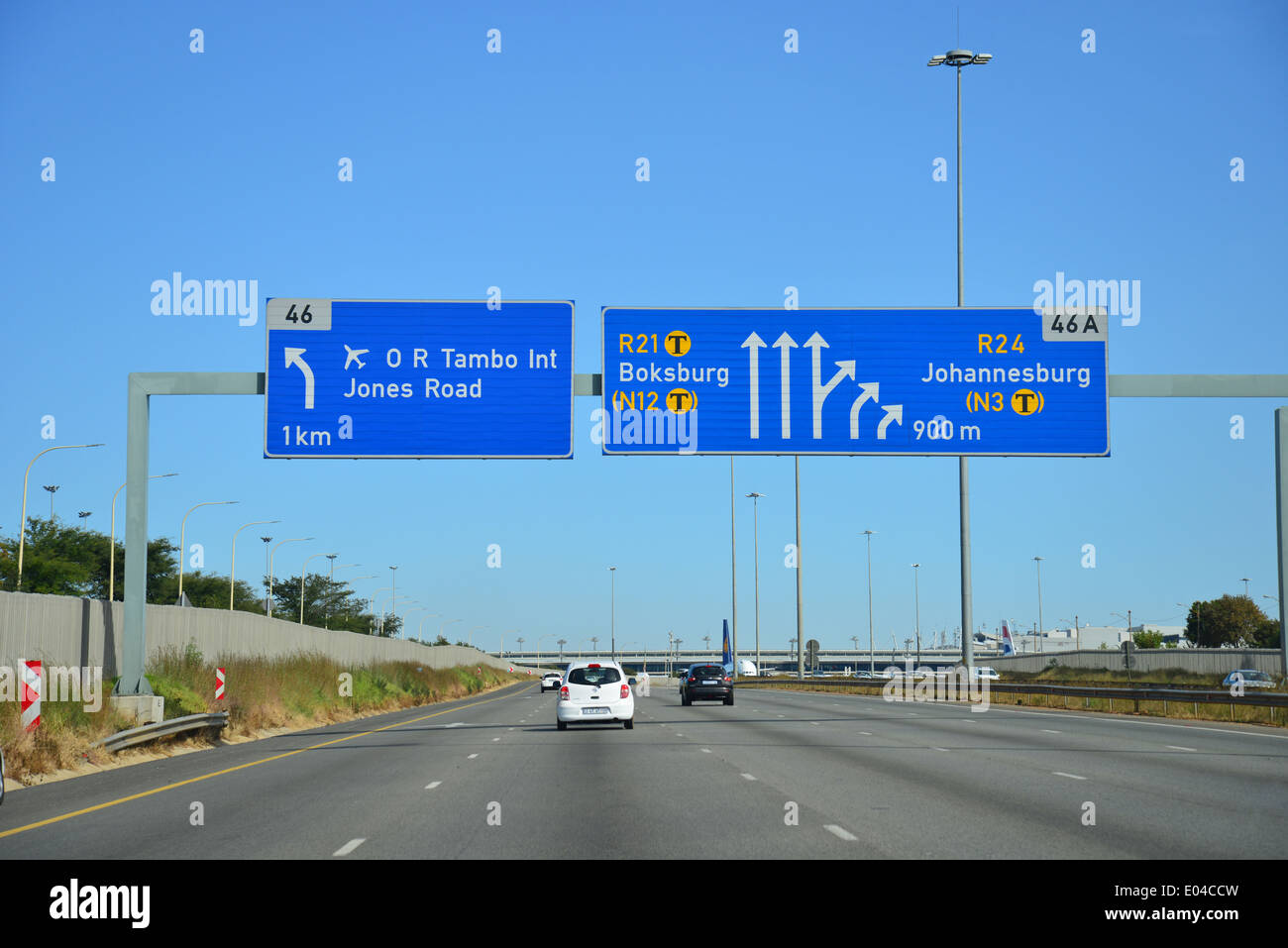 Johannesburg OR Tambo Aeroporto internazionale dall'autostrada, Kempton Park, East Rand, provincia di Gauteng, Repubblica del Sud Africa Foto Stock