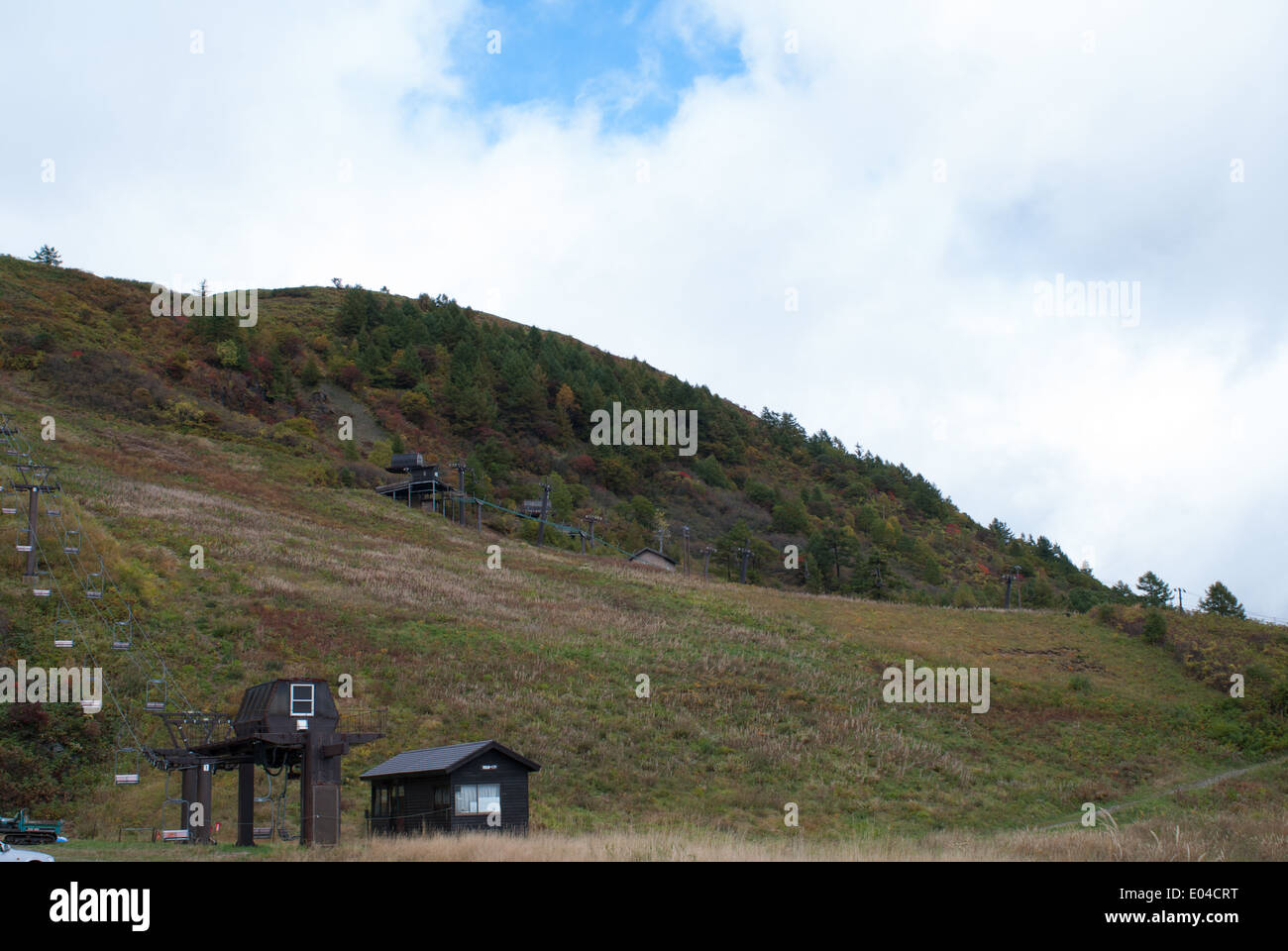 Autunno a Mount Kusatsu-Shirane in Kusatsu, nella prefettura di Gunma, Giappone Foto Stock