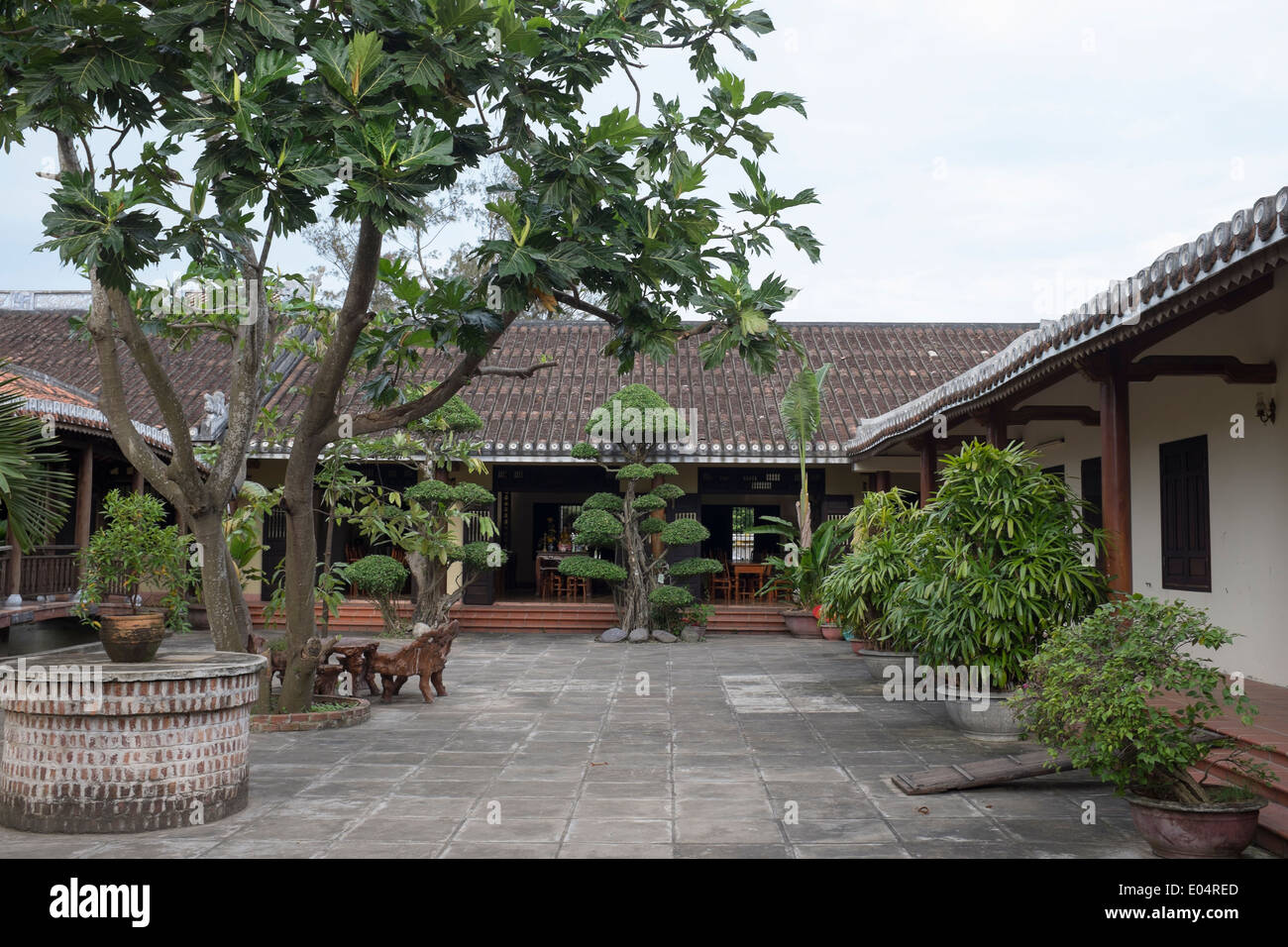 Per Dinh Chuc Thanh tempio motivi in Hoi An Vietnam Foto Stock