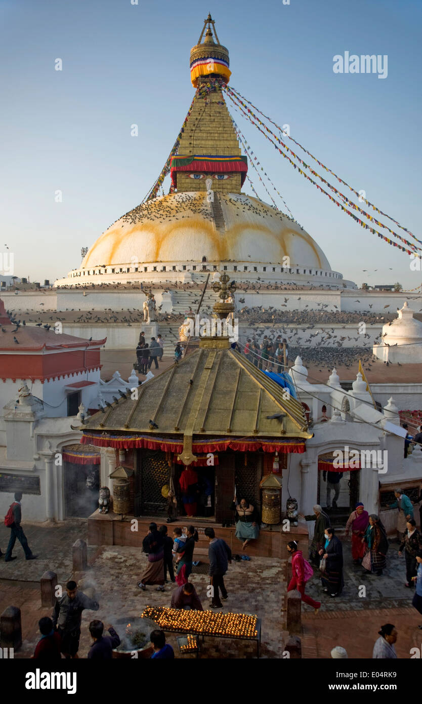 Ingresso per lo stupa di Boudhanath, Kathmandu, Nepal. Foto Stock
