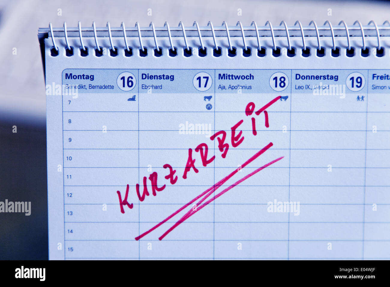 Appuntamento breve tempo entrata in un mese di calendario, Termin Kurzarbeit Eintrag in einem Monats Kalender Foto Stock