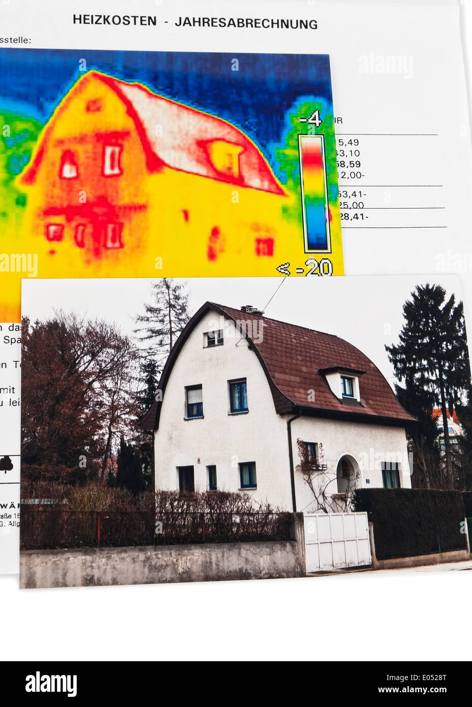 Per il risparmio di energia da isolamento termico. Casa a caldo con foto della fotocamera scatta una foto., Energie sparen durch Waermedaemmung. Haus mit Foto Stock
