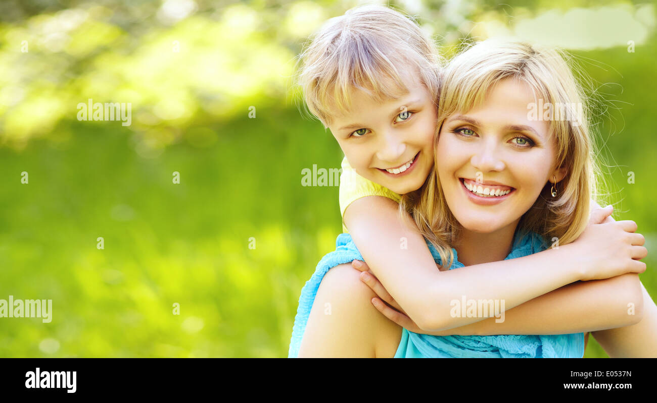 Madre e figlia Foto Stock
