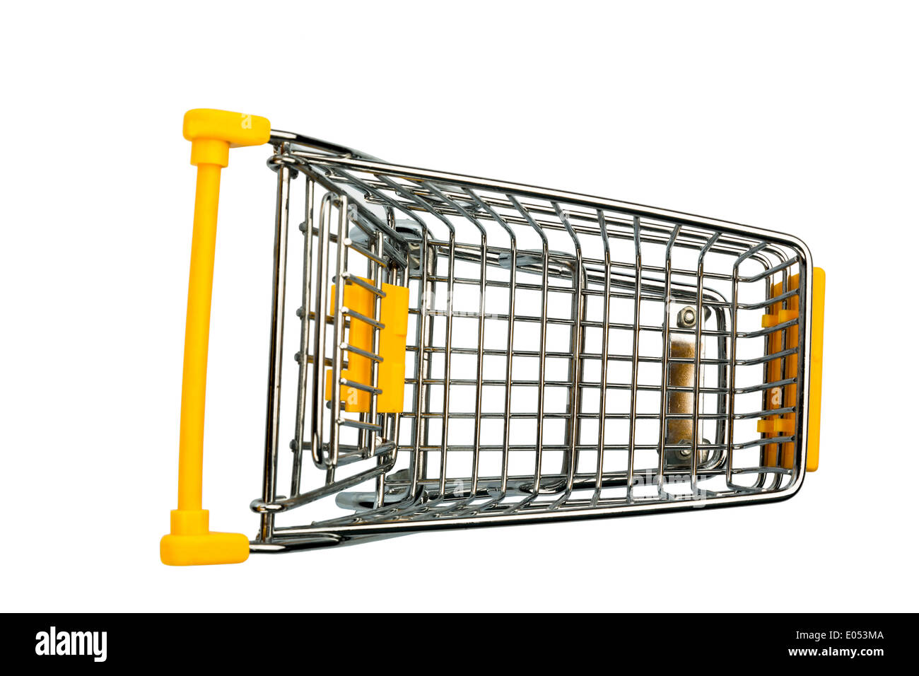 Carrelli di shopping prima di sfondo bianco, foto simbolica per la crisi dei consumi e il potere di acquisto Foto Stock