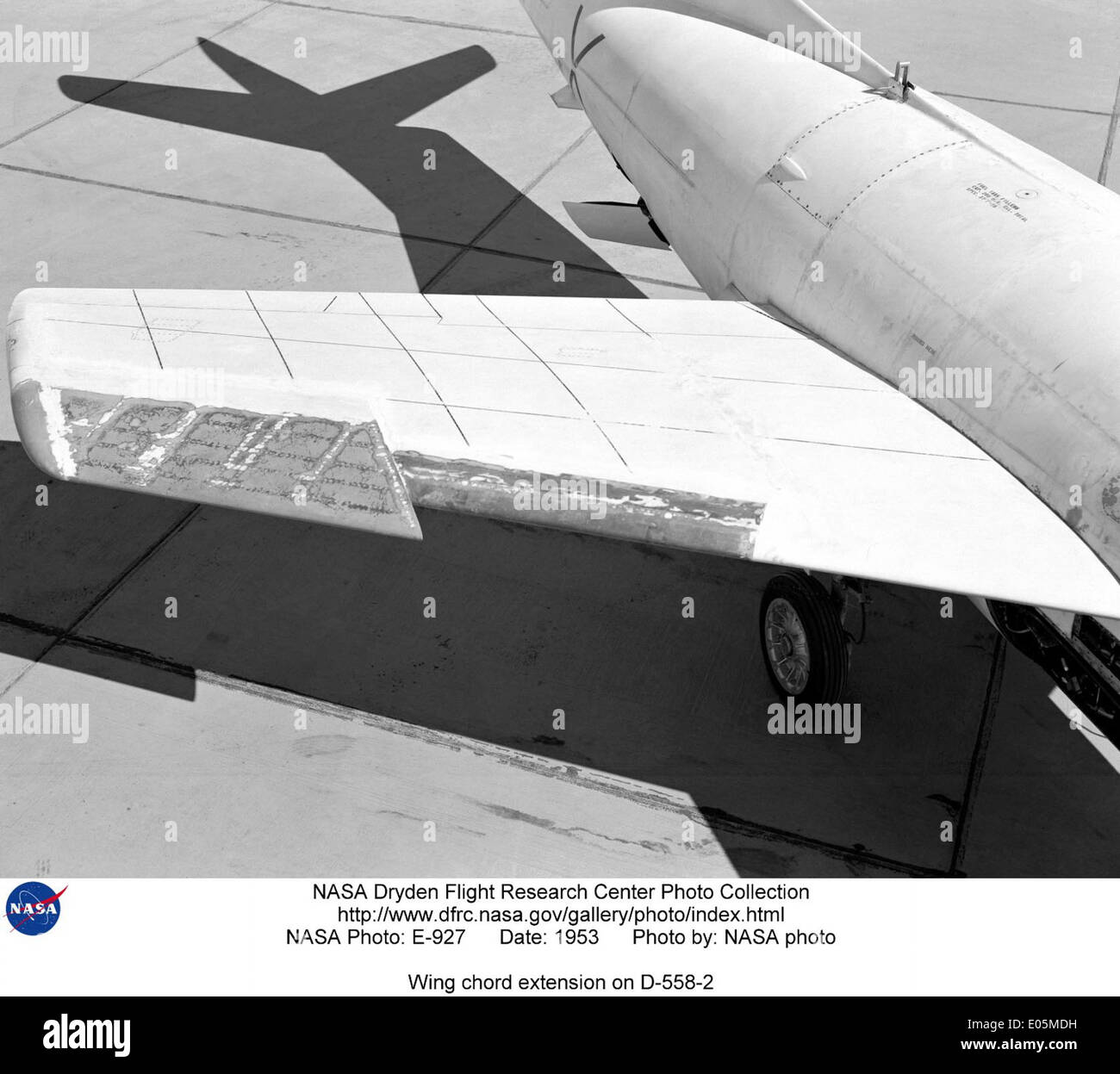 Nel 1953, l'aereo D-558-2 è stato esteso come parte della ricerca sperimentale presso il Dryden Flight Research Center della NASA. Questa modifica mirava a migliorare le prestazioni aerodinamiche dell'aeromobile. Foto Stock