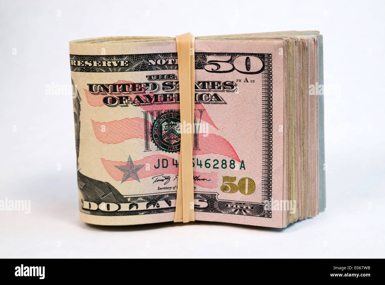 Borra piegato cinquanta le fatture del dollaro il denaro americano un pagamento in contanti Foto Stock