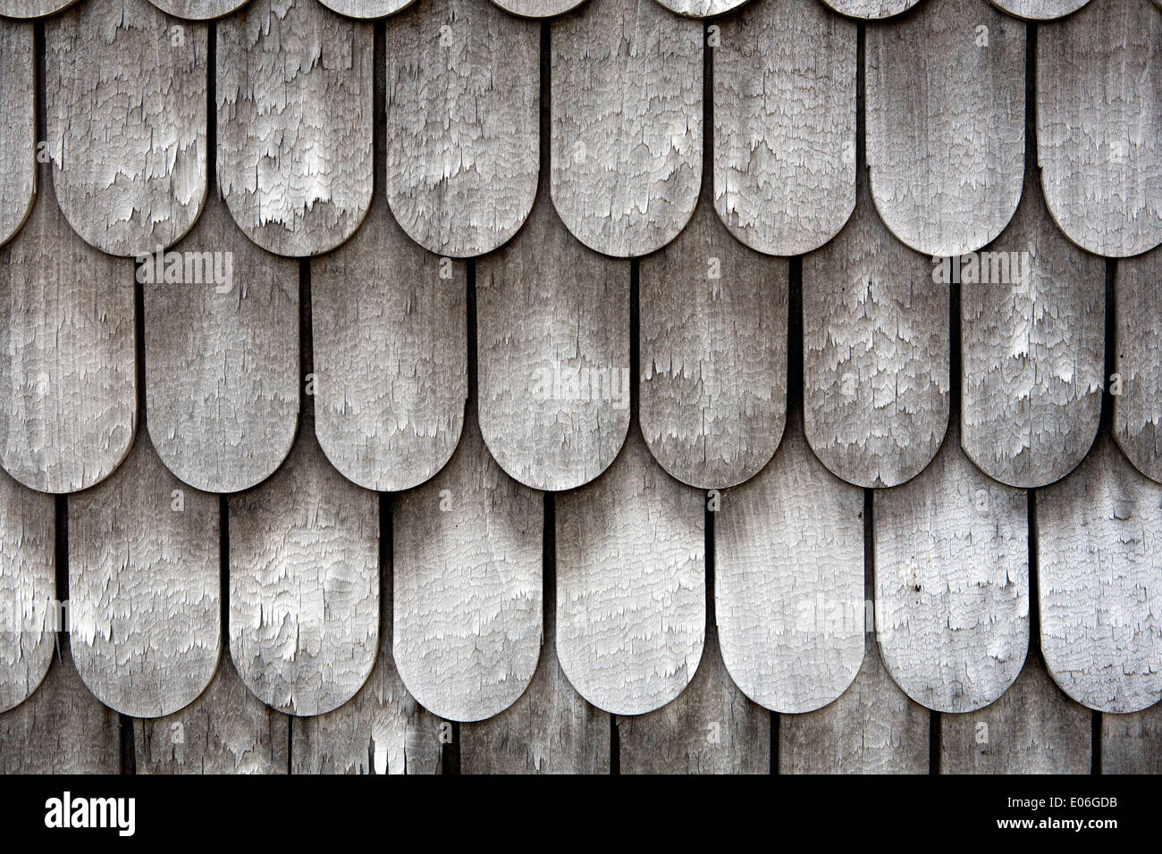 Legno tetto incastrata - Herpes zoster oppure agitare le assicelle in closeup Vijciems evangelica della Chiesa luterana Vidzeme Lettonia Foto Stock