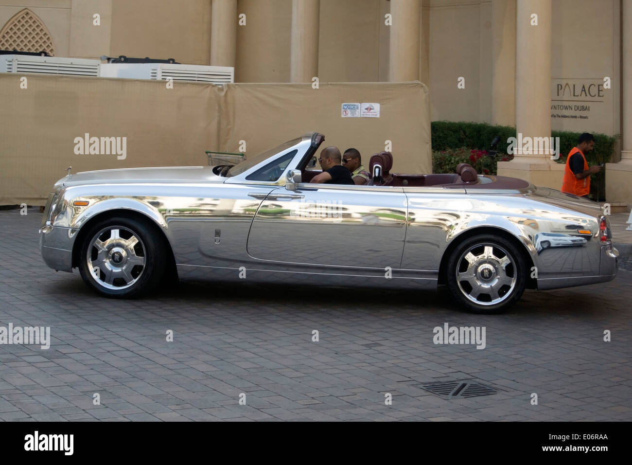 Chrome Rolls Royce Phantom Series II Drophead Coupe Foto Stock