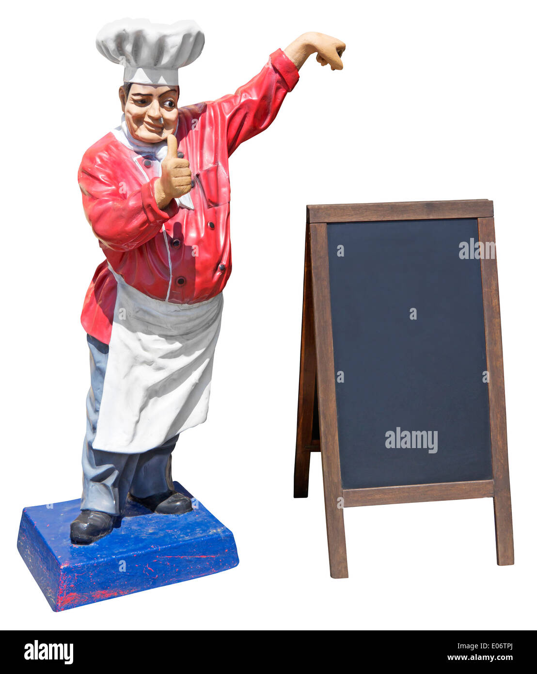 Grande statua in plastica dello chef con menu in legno blackboard isolati su sfondo bianco Foto Stock