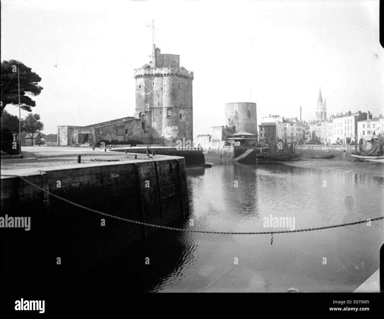 Les tours Saint-Nicolas et de la Chaîne, La Rochelle, 23 septembre 1907 Foto Stock