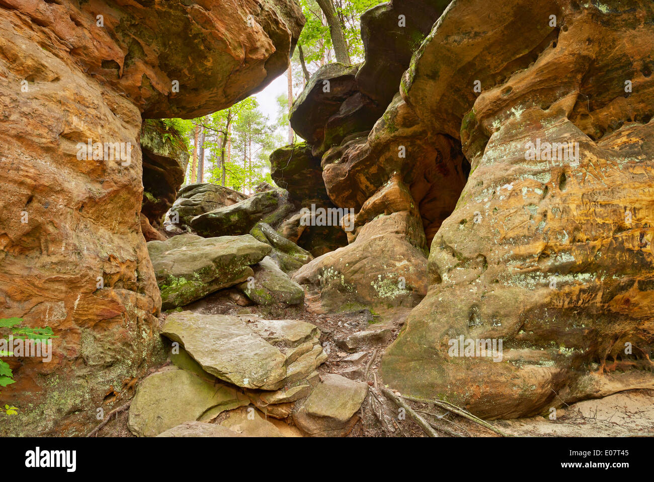 La bellezza della terra. L'inferno rocce vicino Nieklan, Polonia. Incredibili caratteristiche geologiche di riserva. Foto Stock