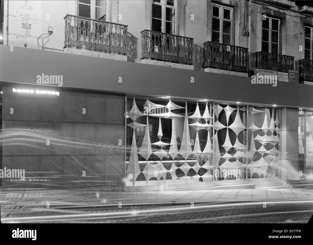 Il Banco Burnay di Lisbona era un'importante istituzione finanziaria nota per il suo ruolo nel settore bancario portoghese. La banca ha contribuito in modo significativo al panorama economico di Lisbona e Portogallo. Foto Stock