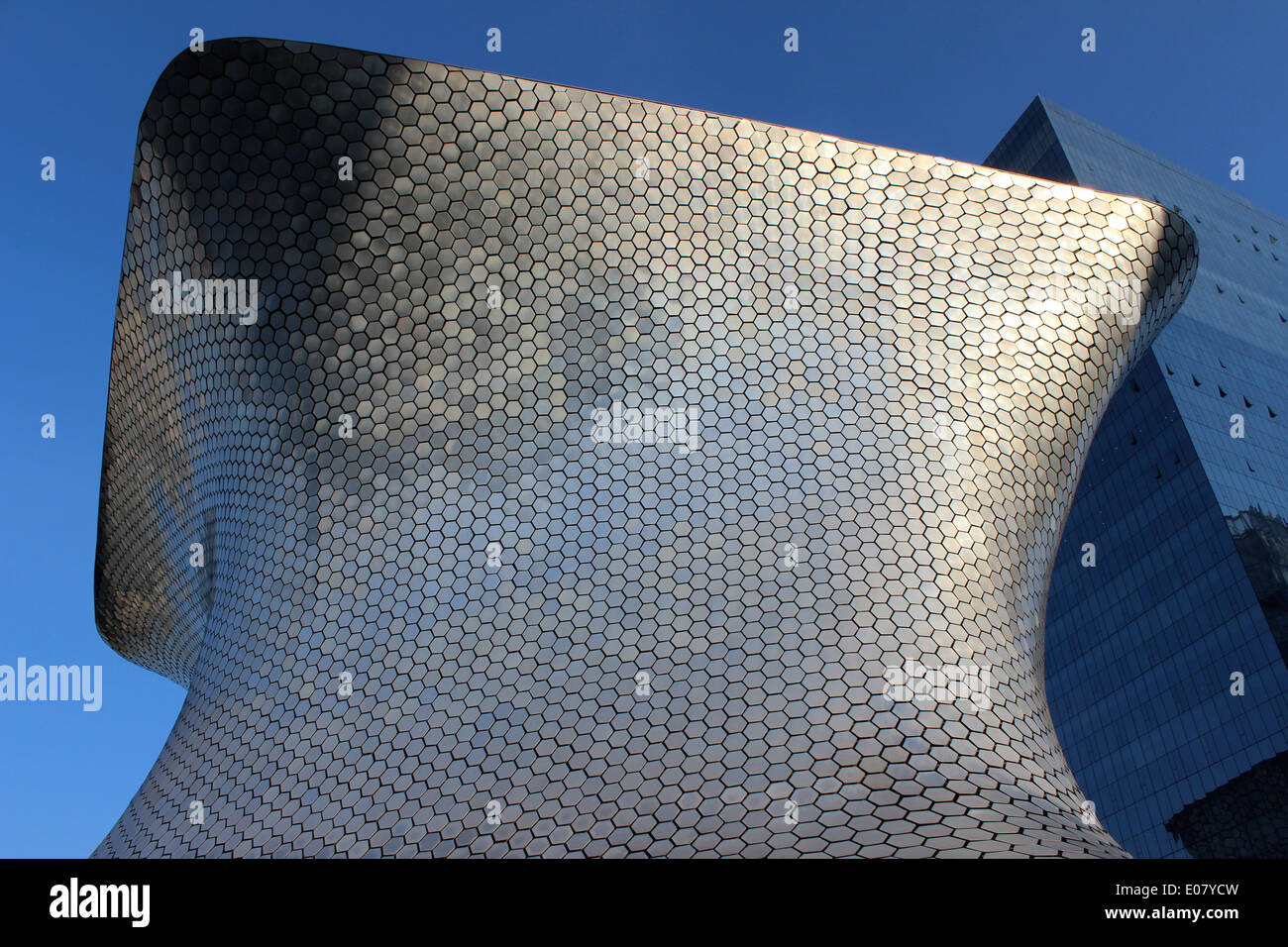 Il design insolito del Museo Soumaya, architettura moderna, Polanco, Città del Messico Foto Stock