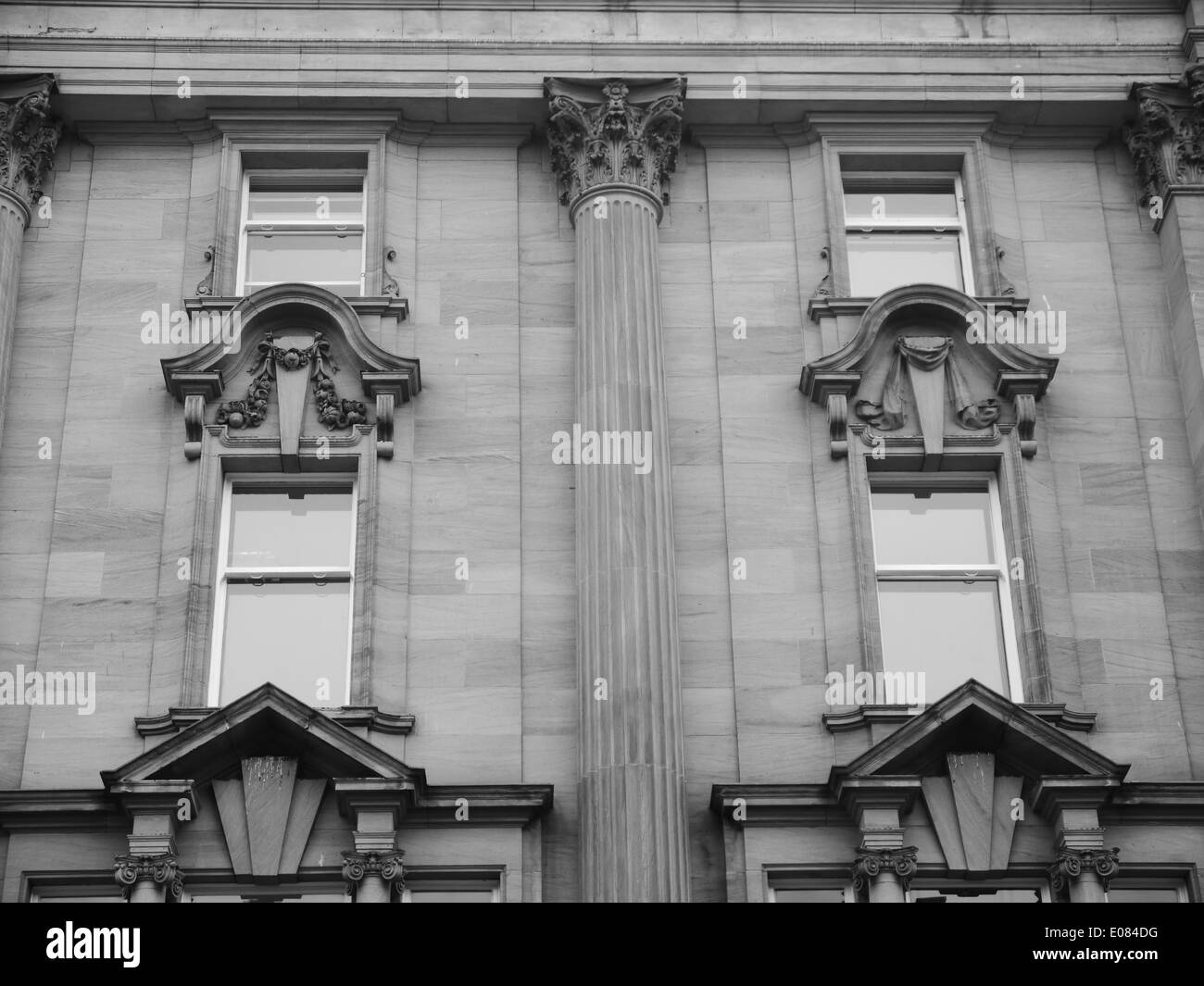 Dettagli architettonici di un edificio storico in Newcastle upon Tyne, England, Regno Unito Foto Stock