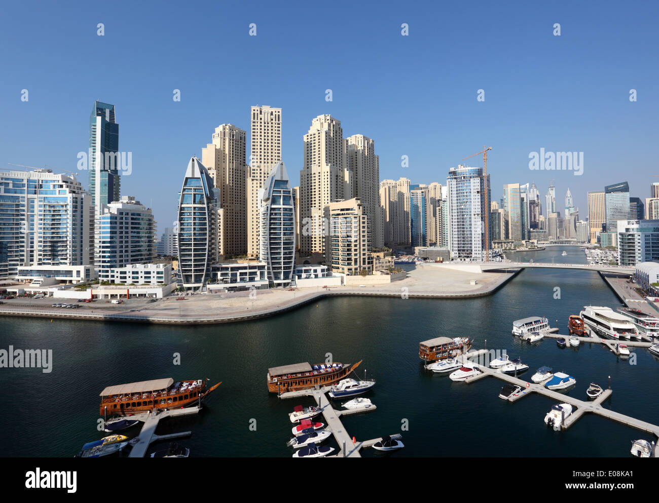 Dubai Marina ad alto angolo di visione. Dubai, Emirati Arabi Uniti Foto Stock
