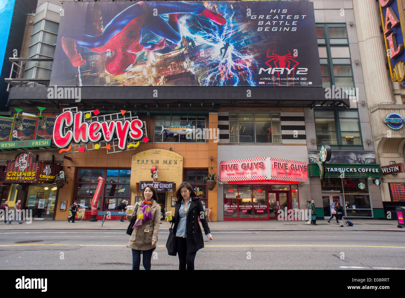 Un poster pubblicitari ' Amazing Spider-Man 2' film è visto in Times Square a New York Foto Stock