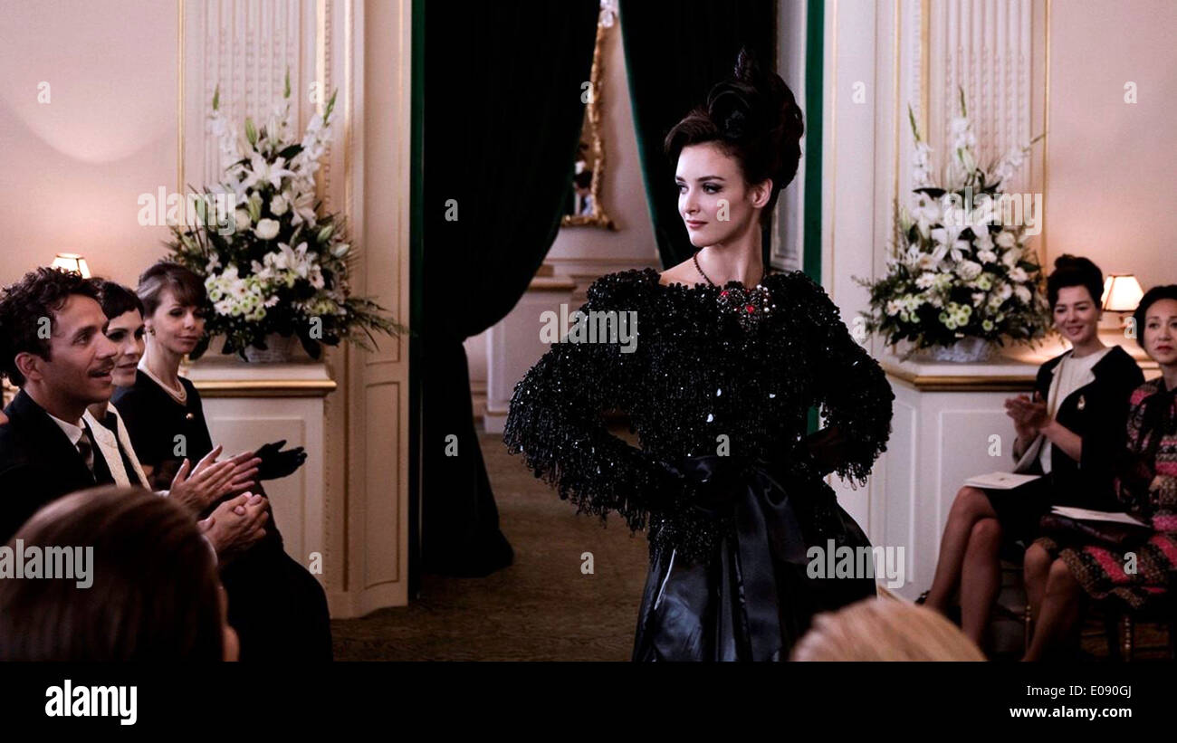 YVES SAINT LAURENT (2014) CHARLOTTE LE BON Jalil Lespert (DIR) RACCOLTA MOVIESTORE LTD Foto Stock