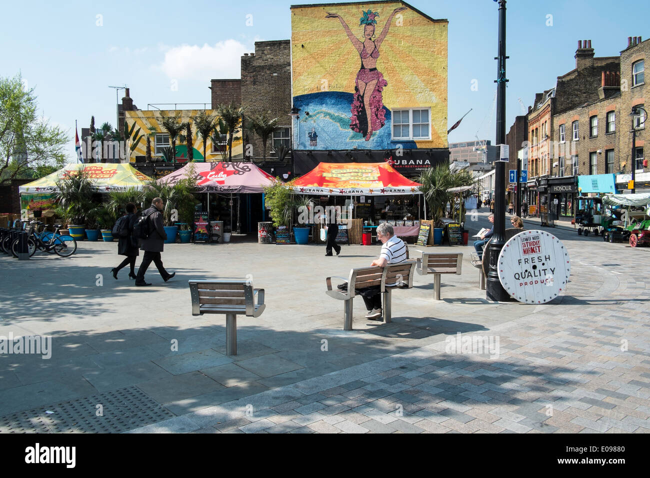 Negozi intorno a basso Marsh, Waterloo, Londra Foto Stock