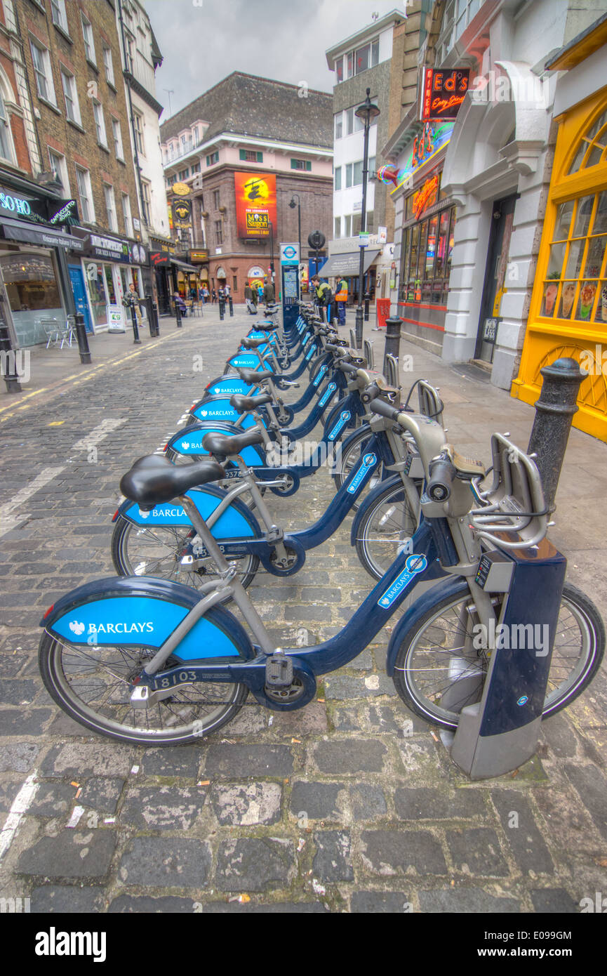Barclays nolo bici schema, Londra Foto Stock