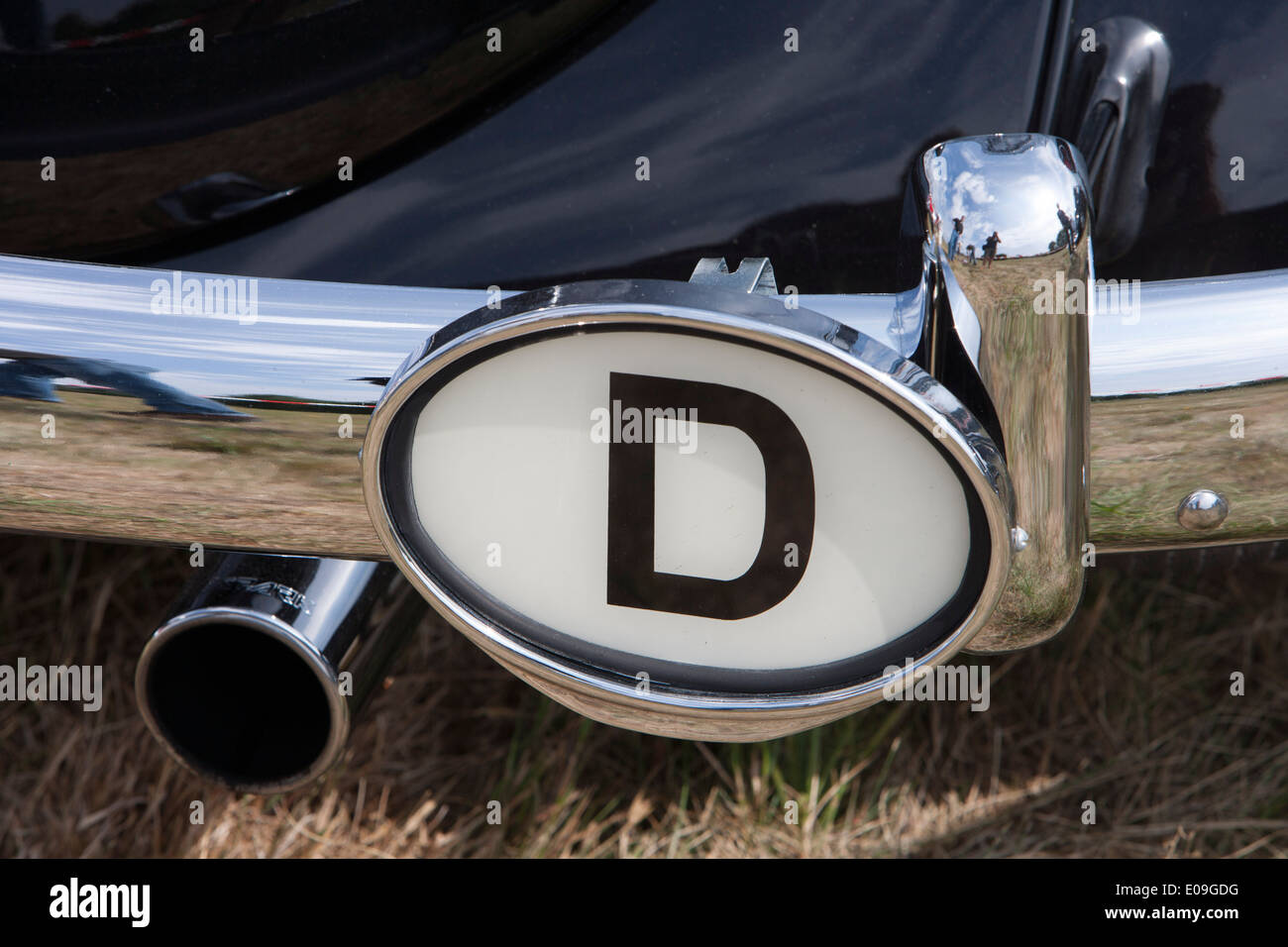 Paraurti del vecchio VW Beetle con il codice paese Foto Stock