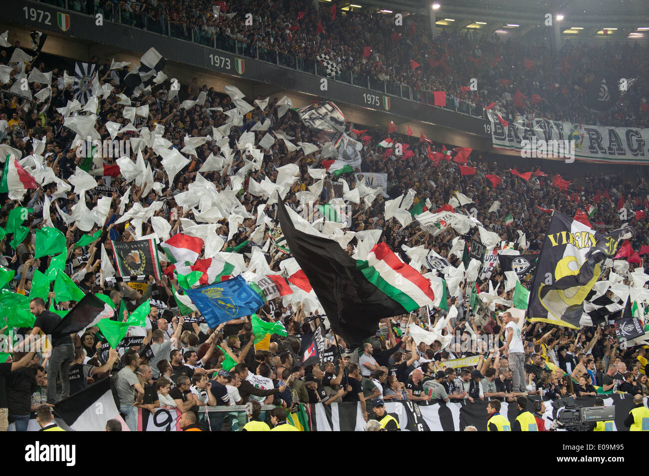 Tifosi bianconeri, 5 maggio 2014 - Calcio : Italiano 'Serie A' match tra Juventus 1-0 Atalanta a Juventus Stadium di Torino, Italia. (Foto di Enrico Calderoni/AFLO SPORT) Foto Stock
