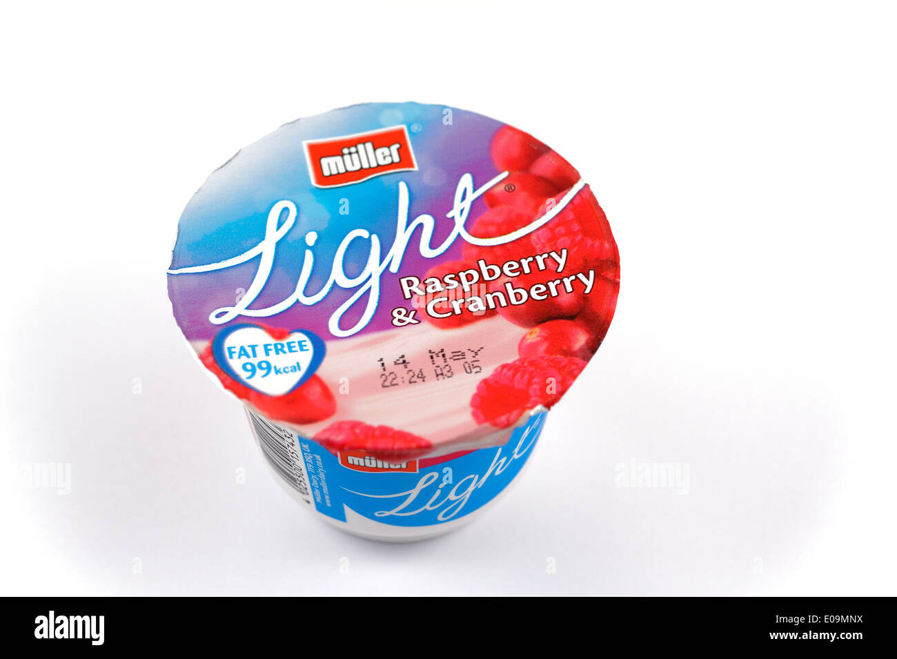 Muller lampone e mirtillo palustre di grassi liberi yogurt dessert 99kcal Foto Stock