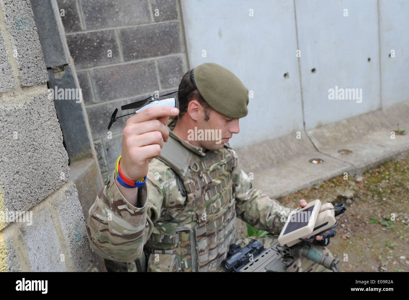 Il nero Hornet Nano è un militare di micro drone (UAV) Foto Stock