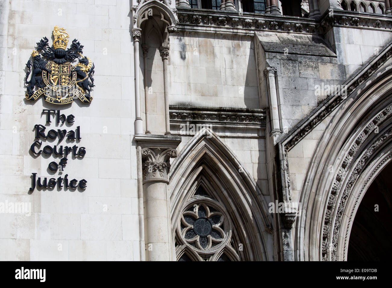 Il Royal Courts of Justice High Court London segno Foto Stock