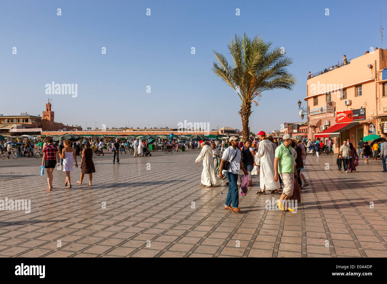 Piazza Djemma el Fna a Marrakech, Marocco. Foto Stock