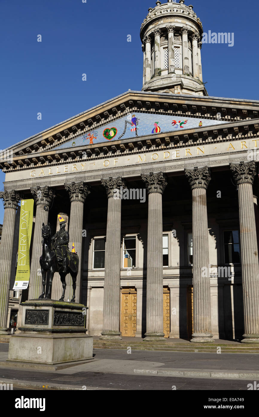 Gallery of Modern Art Glasgow, façade in Royal Exchange Square / Queen Street nel centro della città, Scozia, Regno Unito Foto Stock