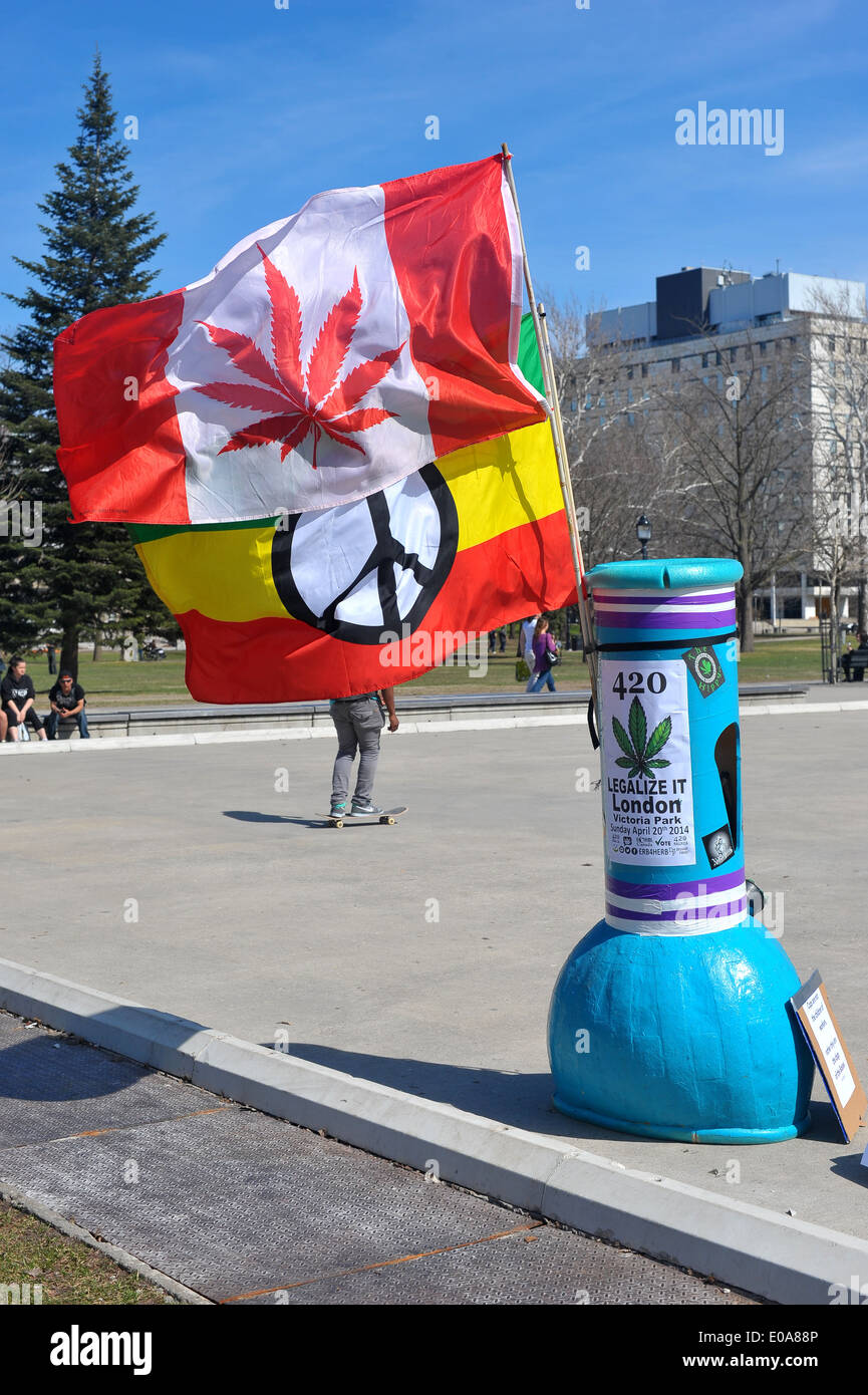 Immagini da annuale di 420 pro cannabis giorno tenutasi a Londra, Ontario il 20 aprile 2014. Foto Stock
