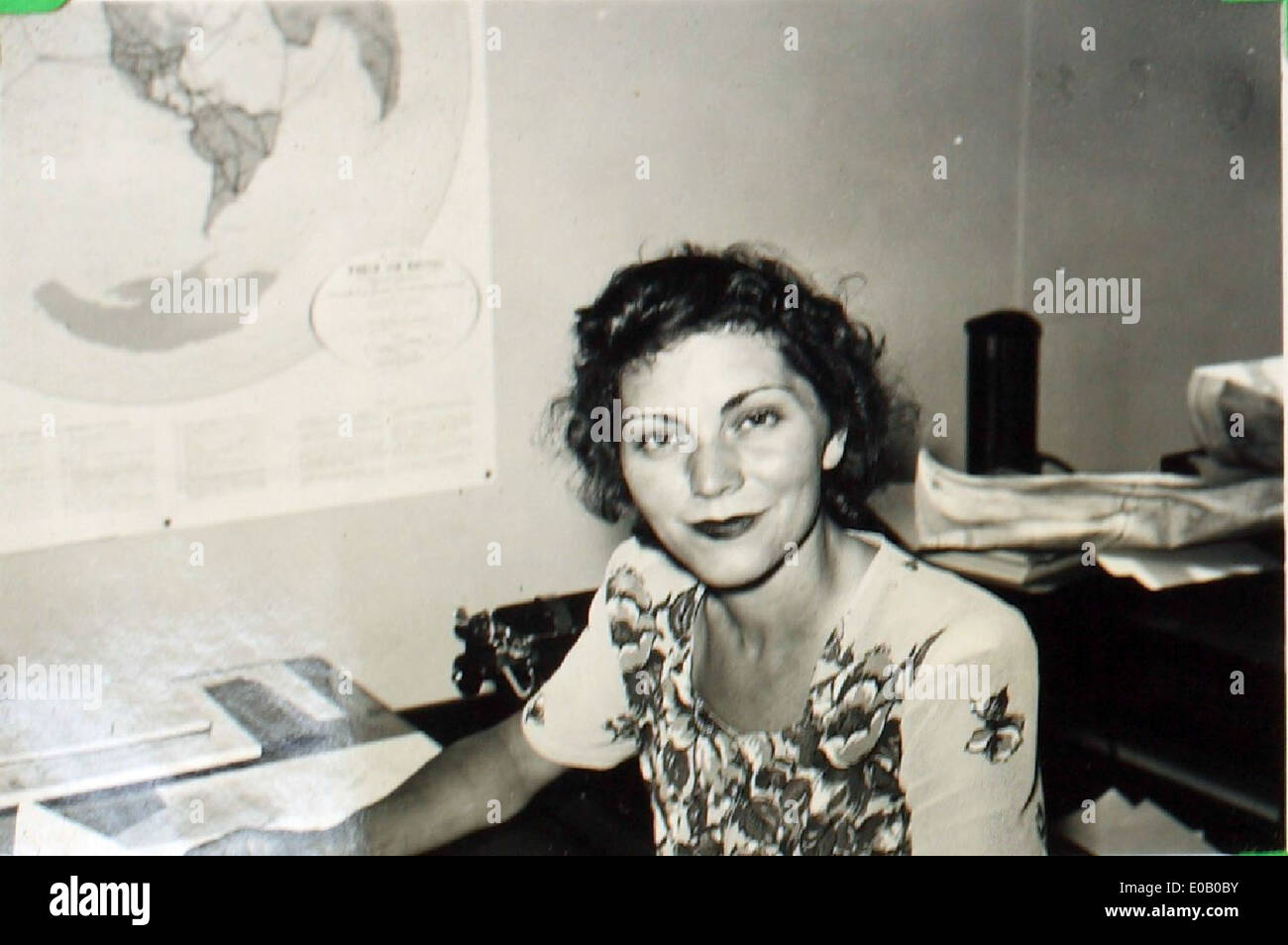 Edwin Newman catturò immagini delle operazioni della Royal Air Force in Iraq e Medio Oriente, documentando il coinvolgimento della RAF nella regione durante le operazioni militari. Foto Stock